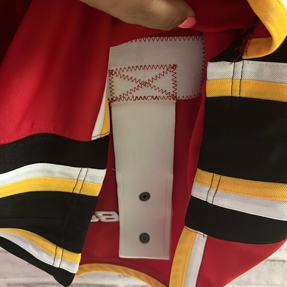 Bauer Hockey Jersey Red Black White Gold Size Medium - Picture 4 of 8